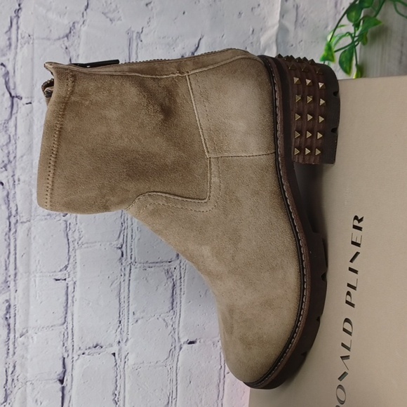 Donald J. Pliner Eryna Suede Stud Boot NIB - Picture 3 of 9